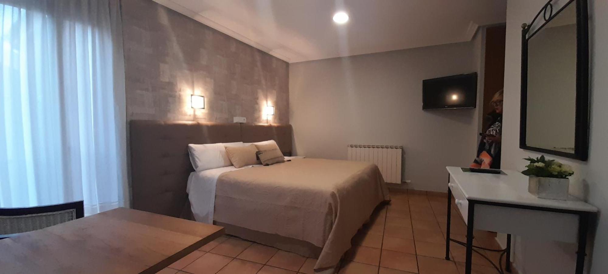 Hostal El Lechuguero Cascante Eksteriør billede