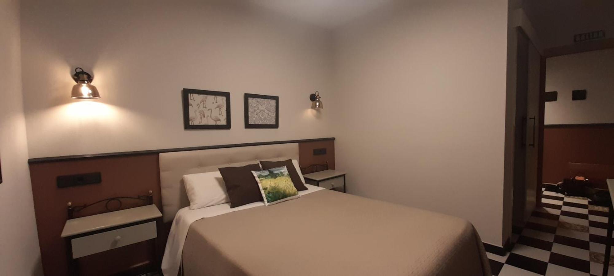 Hostal El Lechuguero Cascante Eksteriør billede